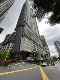 Southlink Lifestyle Apartment 2R2B Fully Furnished