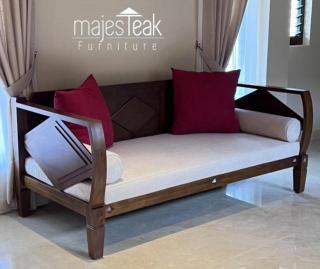 Teak Diamond Daybed -Modern